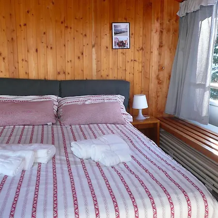 Appartamento Sole Alto Marilleva Habitación foto